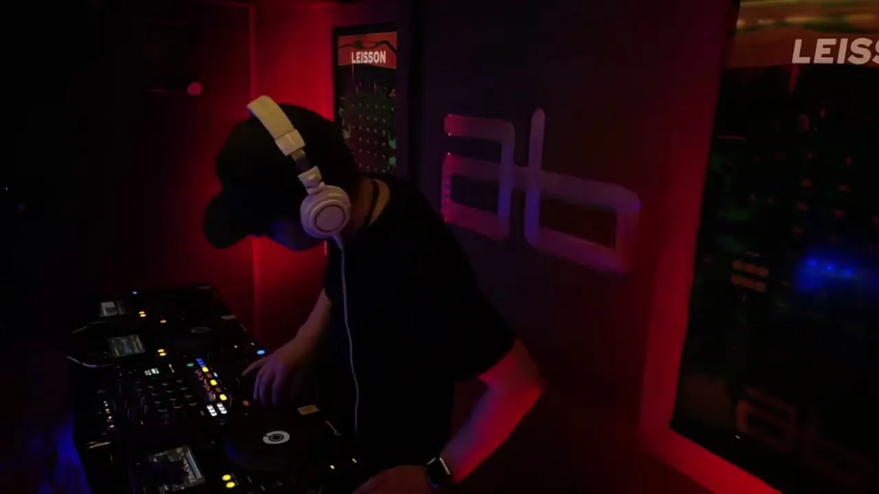 LEISSON at the decks during Techno Takeover, December 2025